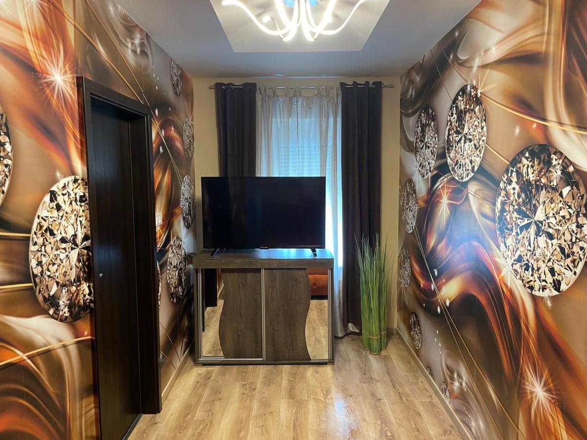 Mox Downtown Apartman Debrecen Ngoại thất bức ảnh