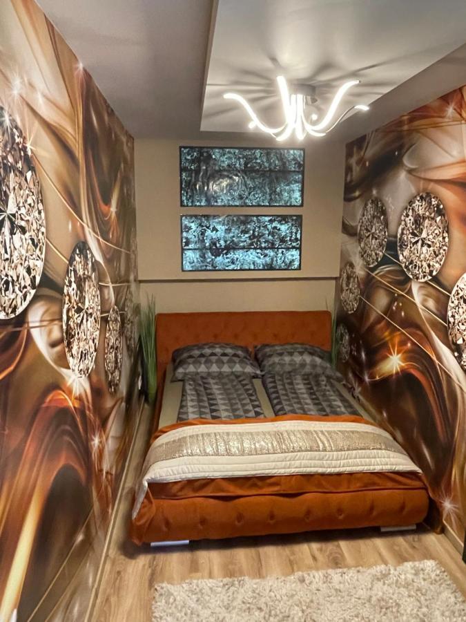 Mox Downtown Apartman Debrecen Ngoại thất bức ảnh