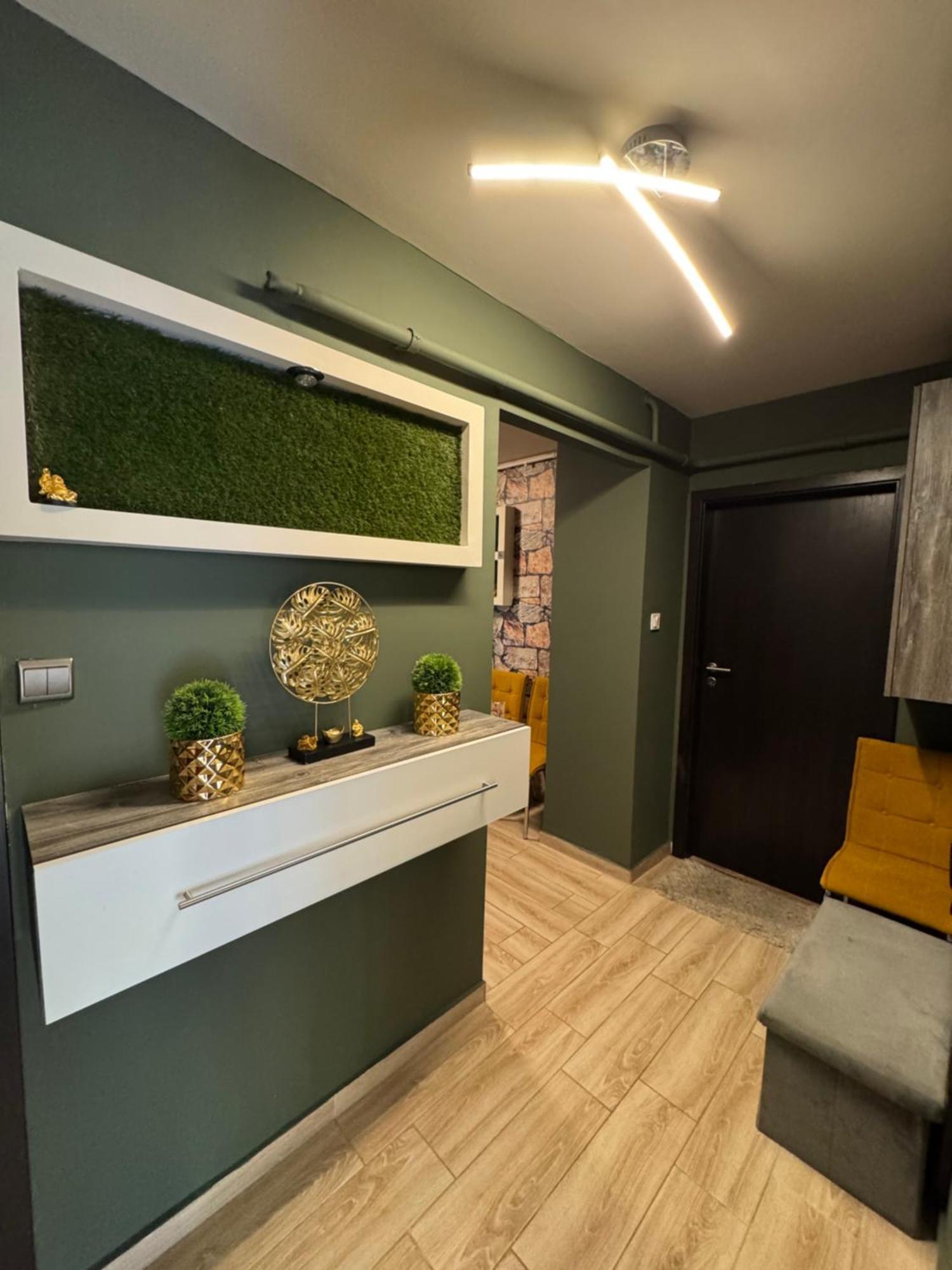 Mox Downtown Apartman Debrecen Ngoại thất bức ảnh