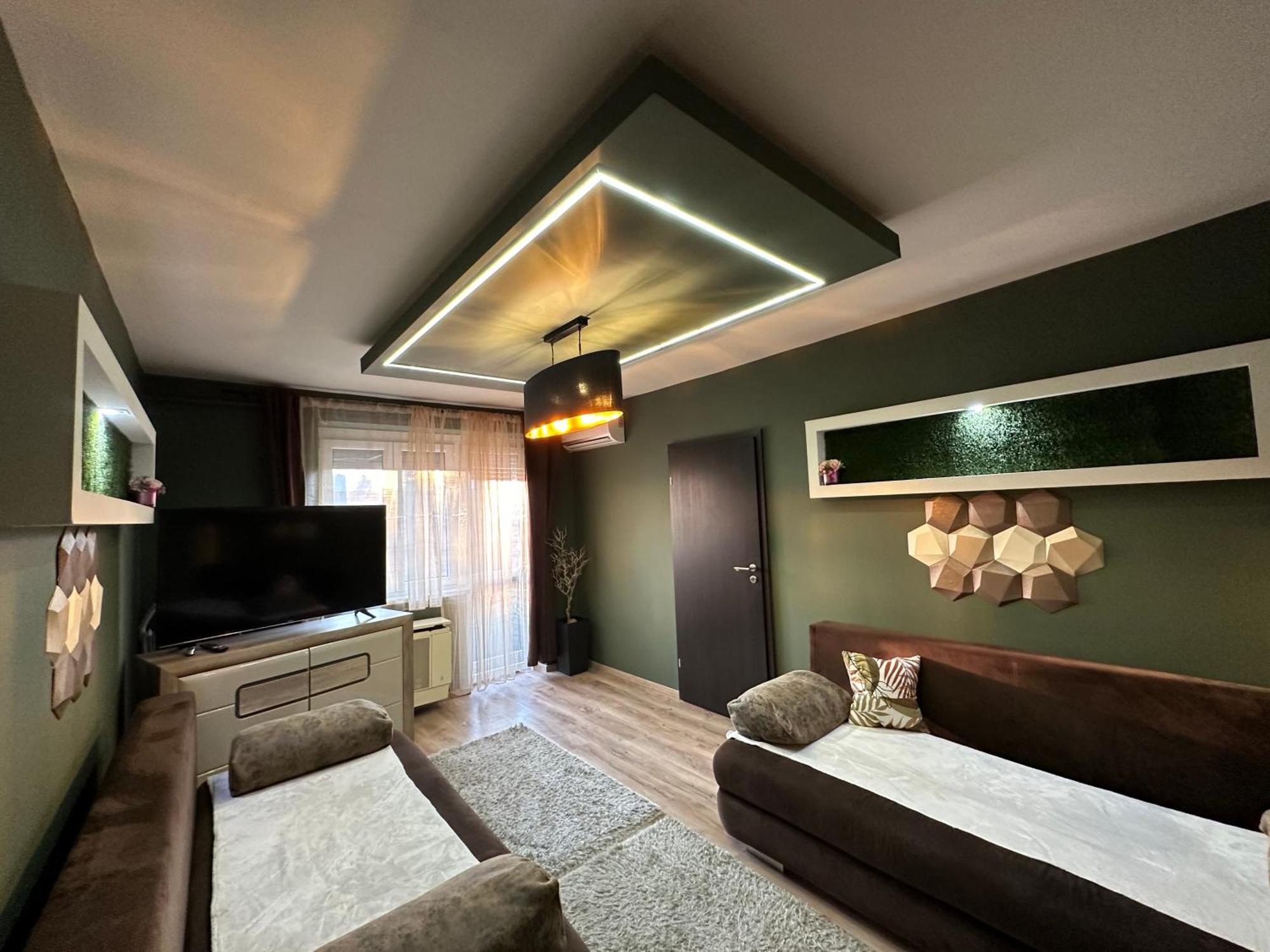 Mox Downtown Apartman Debrecen Ngoại thất bức ảnh