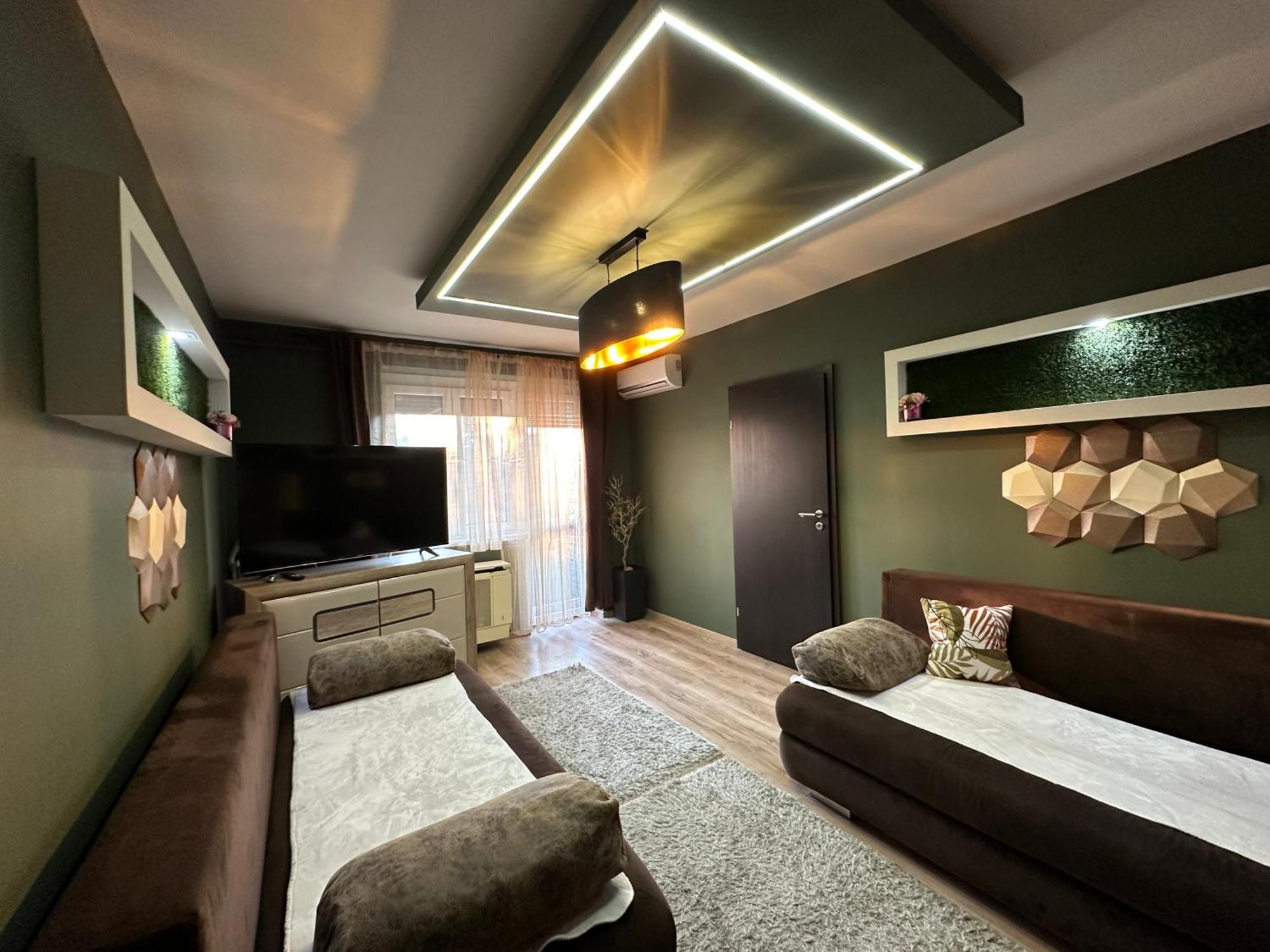 Mox Downtown Apartman Debrecen Ngoại thất bức ảnh